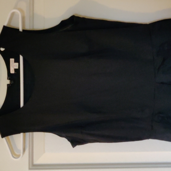 Gap Black Sleeveless Dress with Pockets (size 0 but fits like 4) - Picture 2 of 4